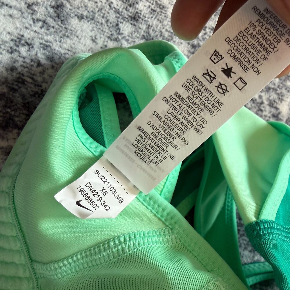 Nike Dri-FIT Shape High-Support Zip-Front Sports Bra Green DN4219-342 Womens XS - Picture 7 of 9